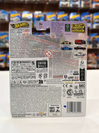 1/64 Diecast HotWheels 66 Chevrolet Corvair Yenko Stinger