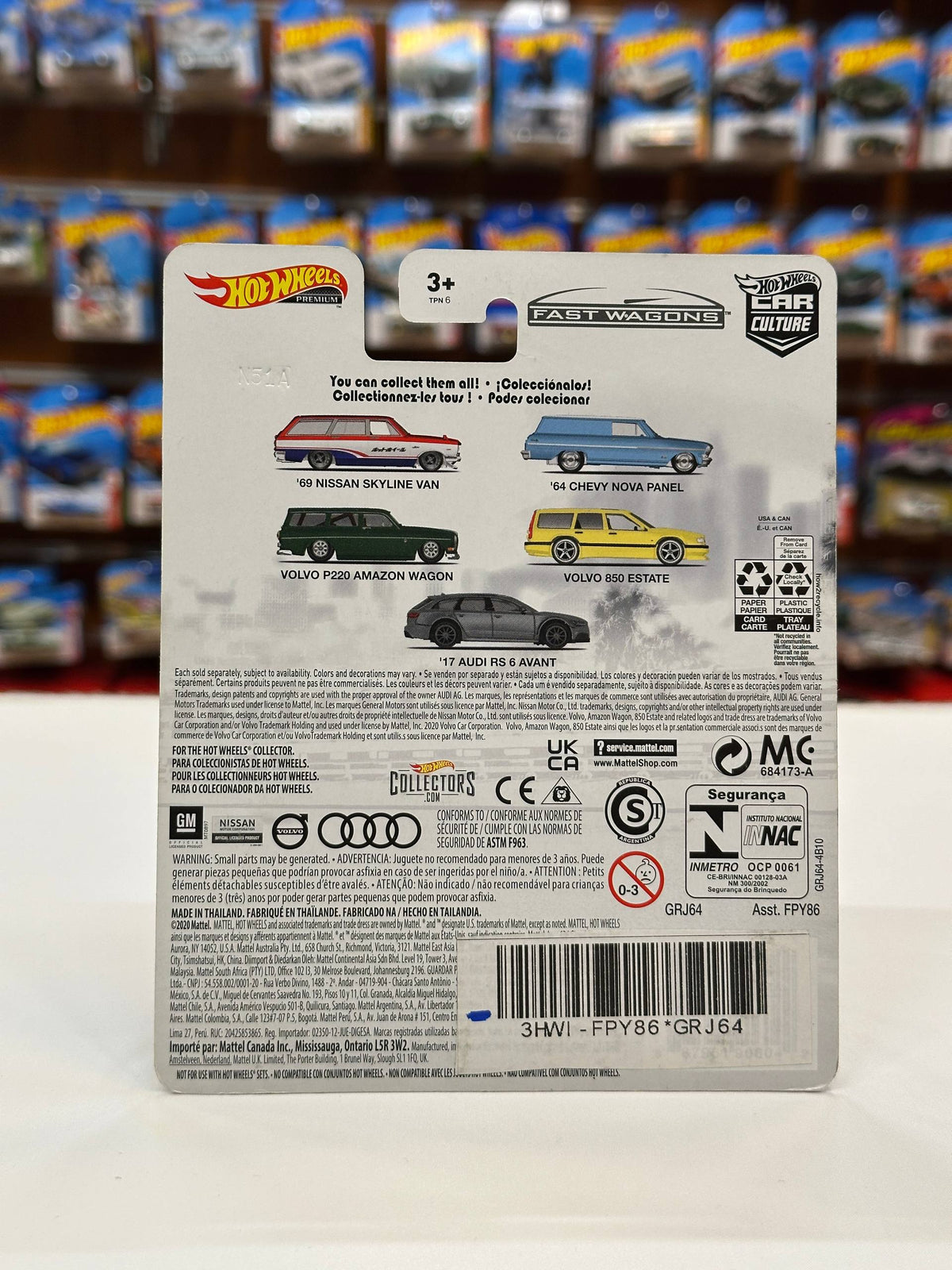 1/64 Hot Wheels Volvo P220 Amazon Wagon