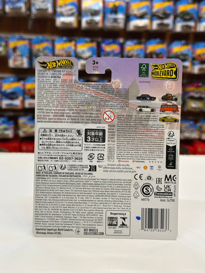 1/64 Hot Wheels 1973 Volvo 142 GL