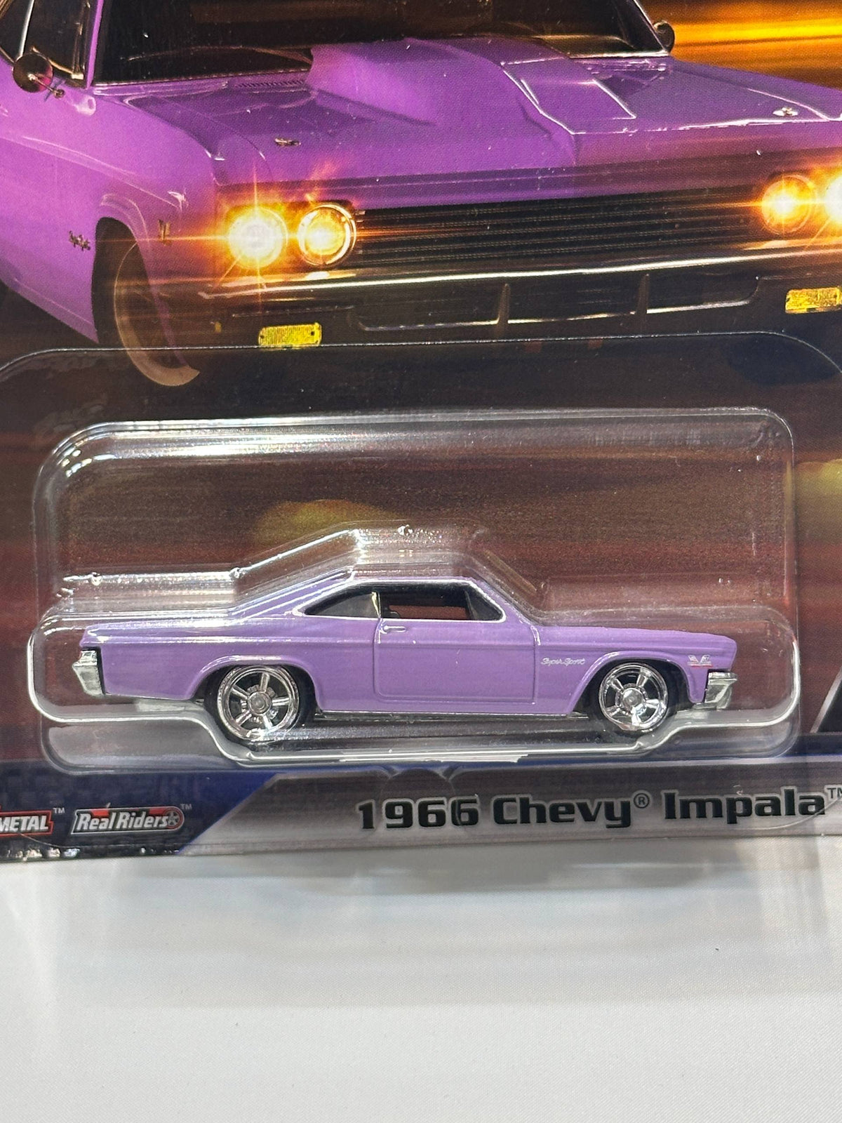 1/64 Hotwheels 1966 Chevy Impala