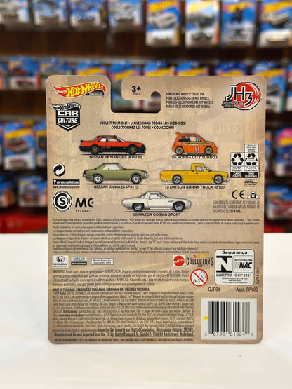 1/64 Diecast HotWheels Nissan Skyline RS (KDR30)