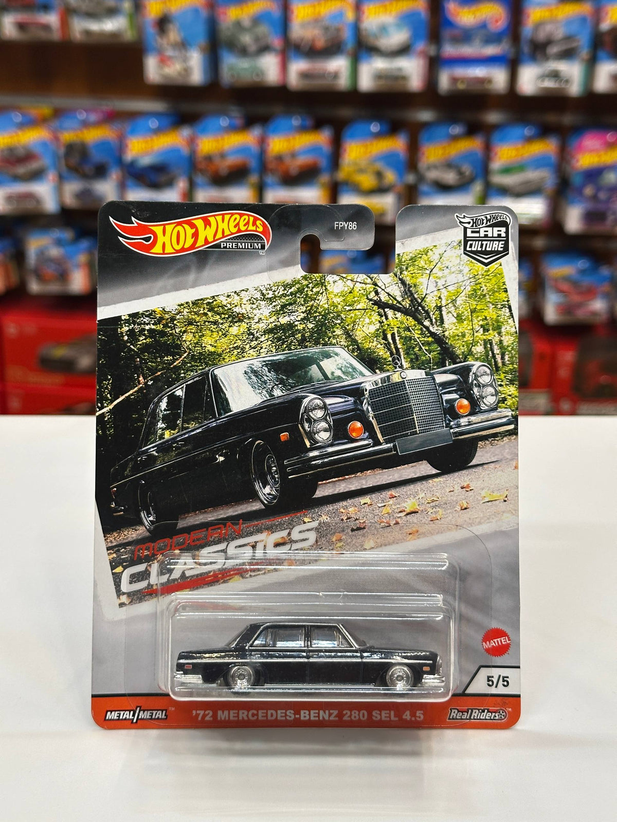 1/64 Diecast HotWheels Mercedes Benz 280 SEL 4.5