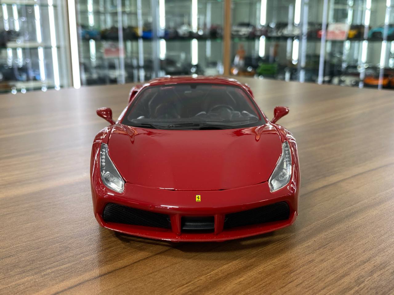 1/18 Diecast car Ferrari 488 GTB Red by Bburago Scale Model Car