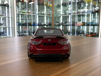 1/18 Diecast Alfa Romeo Giulia GTAm 2020 Dark Red Bburago Model Car