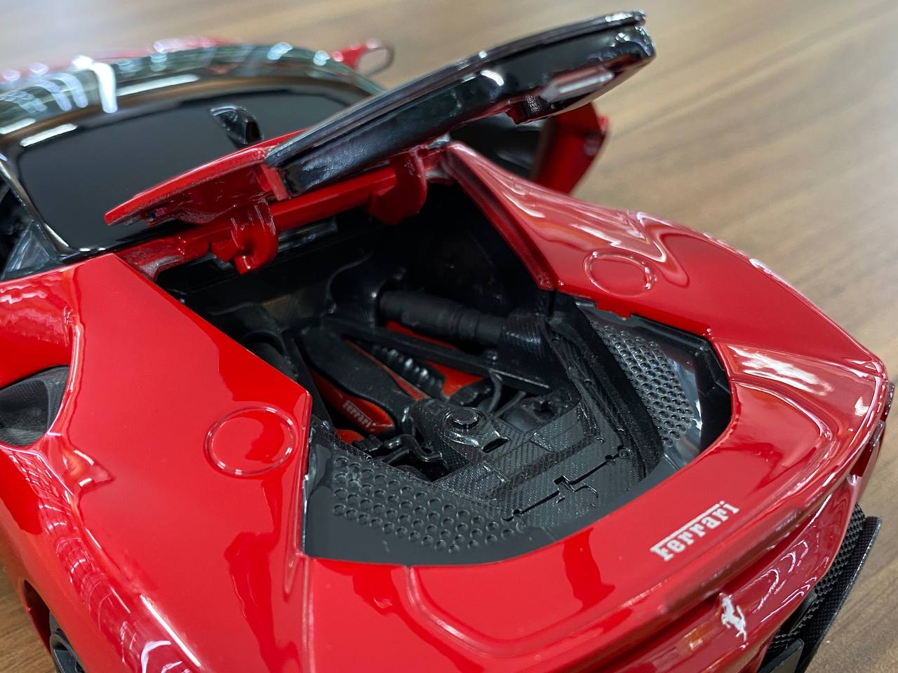 1/18 Diecast Ferrari SF90 Stradale Red Bburago Scale Model Car