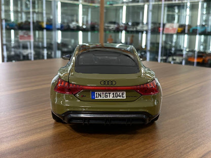1/18 Diecast Bburago Audi RS E-tron GT Green Model Car
