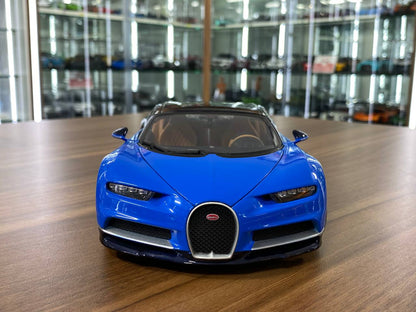 1/18 Diecast 2016 Bugatti Chiron Blue by Bburago Scale Model Car