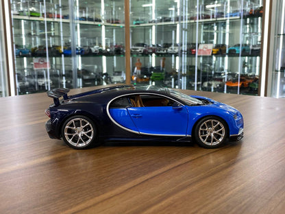 1/18 Diecast 2016 Bugatti Chiron Blue by Bburago Scale Model Car