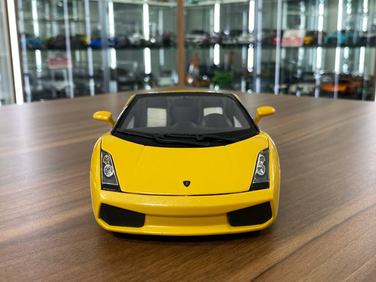 1/18 Diecast Lamborghini Gallardo Spyder Yellow Bburago Scale Model Car