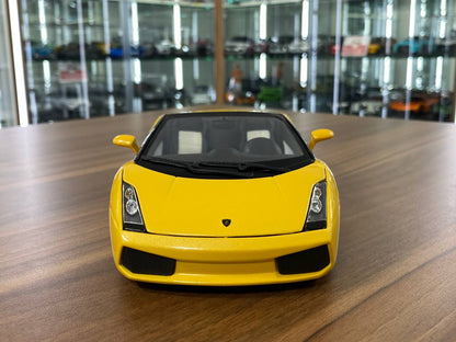 1/18 Diecast Lamborghini Gallardo Spyder Yellow Bburago Scale Model Car