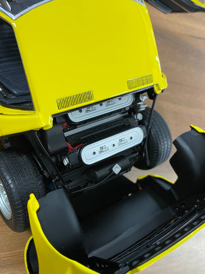 1/18 Diecast Lamborghini Miura SV Yellow – Autoart Full Opening