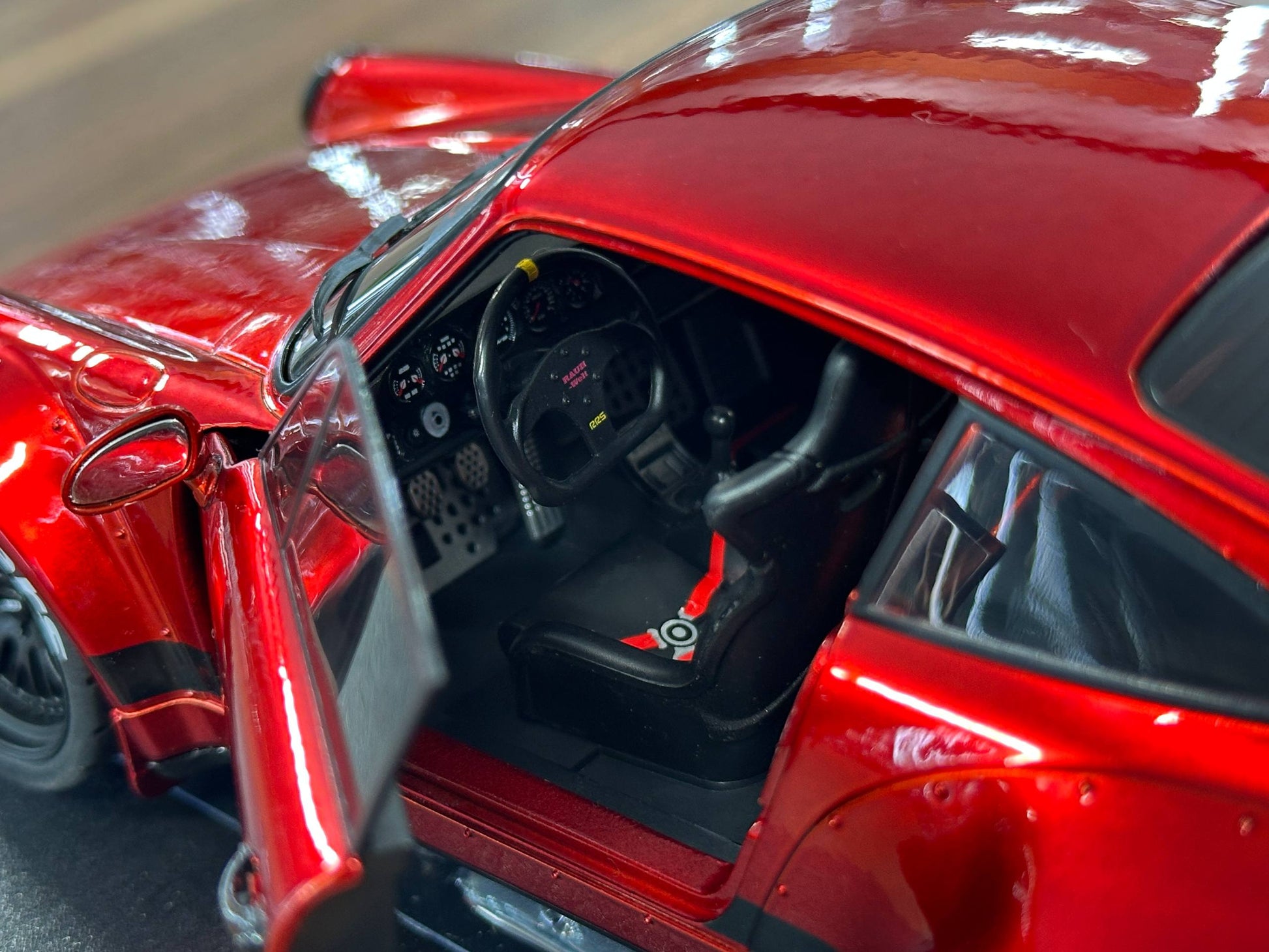 1/18 Diecast Porsche 911 (964) RWB Body kit - Red Metallic by Solido