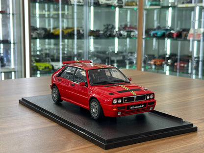 1/18 Diecast Lancia Delta HF Intergale 1995- Red by Solido