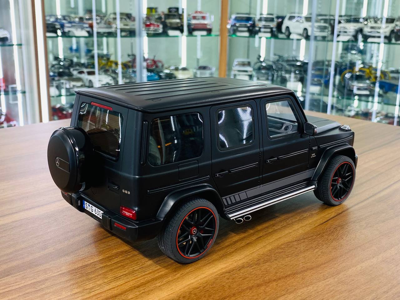 1/18 Resin GT Spirit Mercedes Benz AMG G-63 xffmw Edition Matt Black Limited 888 Pcs