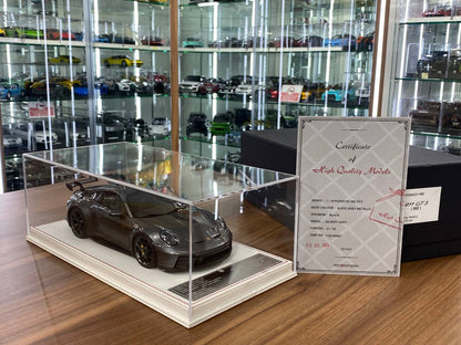 1/18 Resin Porsche 911 GT3 (992) – Davis & Giovanni Grey Metallic Limited 30 pcs
