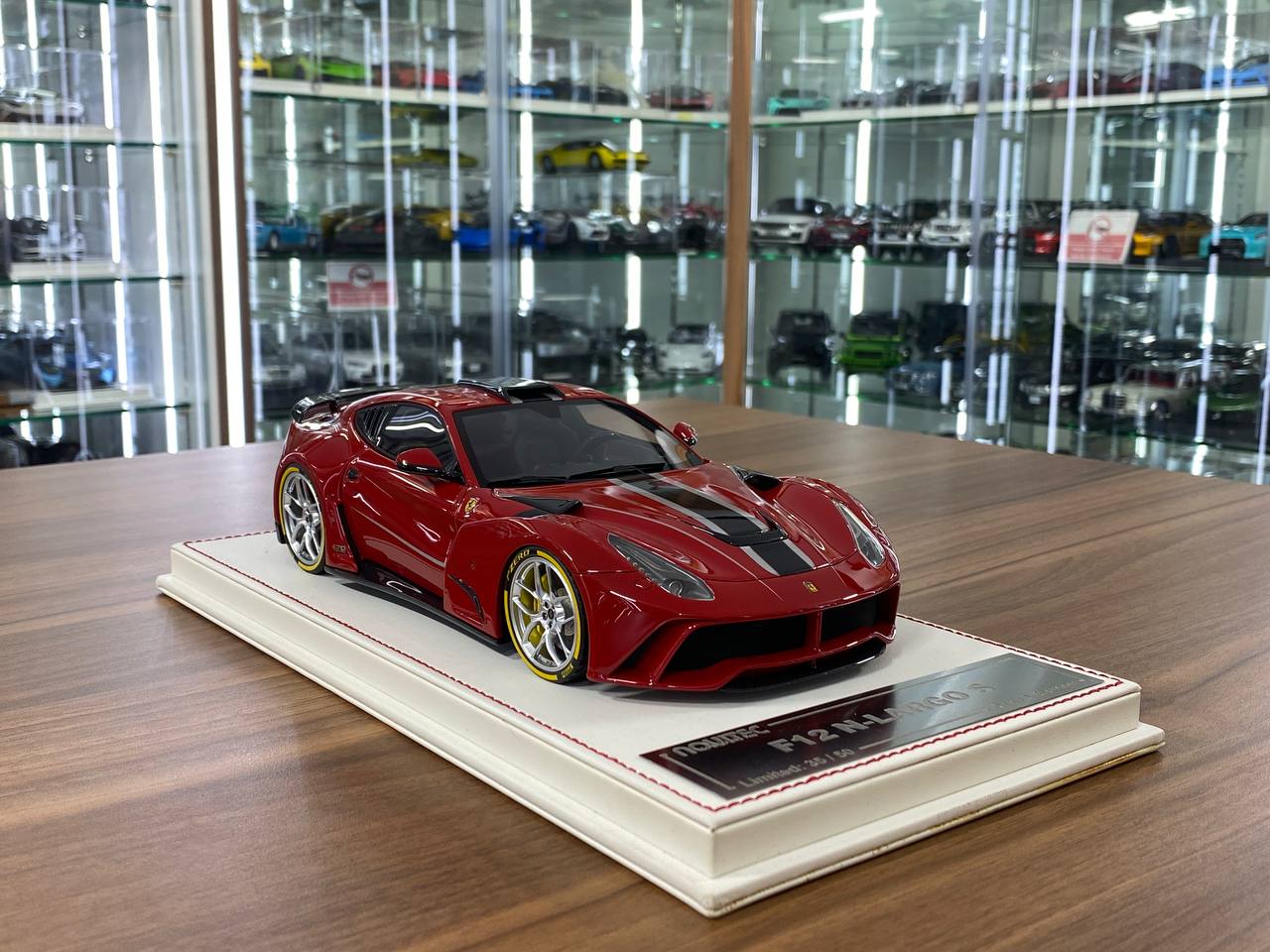 1/18 Resin Ferrari F12 N-Largo S – Davis & Giovanni Rosso Corsa with Black/Silver Stripe Limited 50 pcs