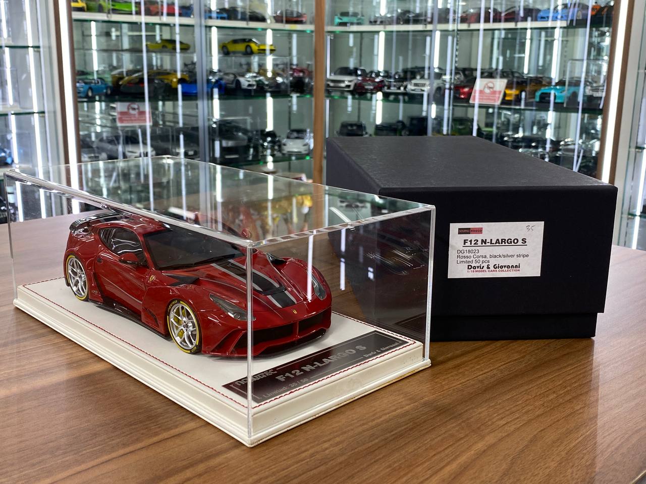 1/18 Resin Ferrari F12 N-Largo S – Davis & Giovanni Rosso Corsa with Black/Silver Stripe Limited 50 pcs