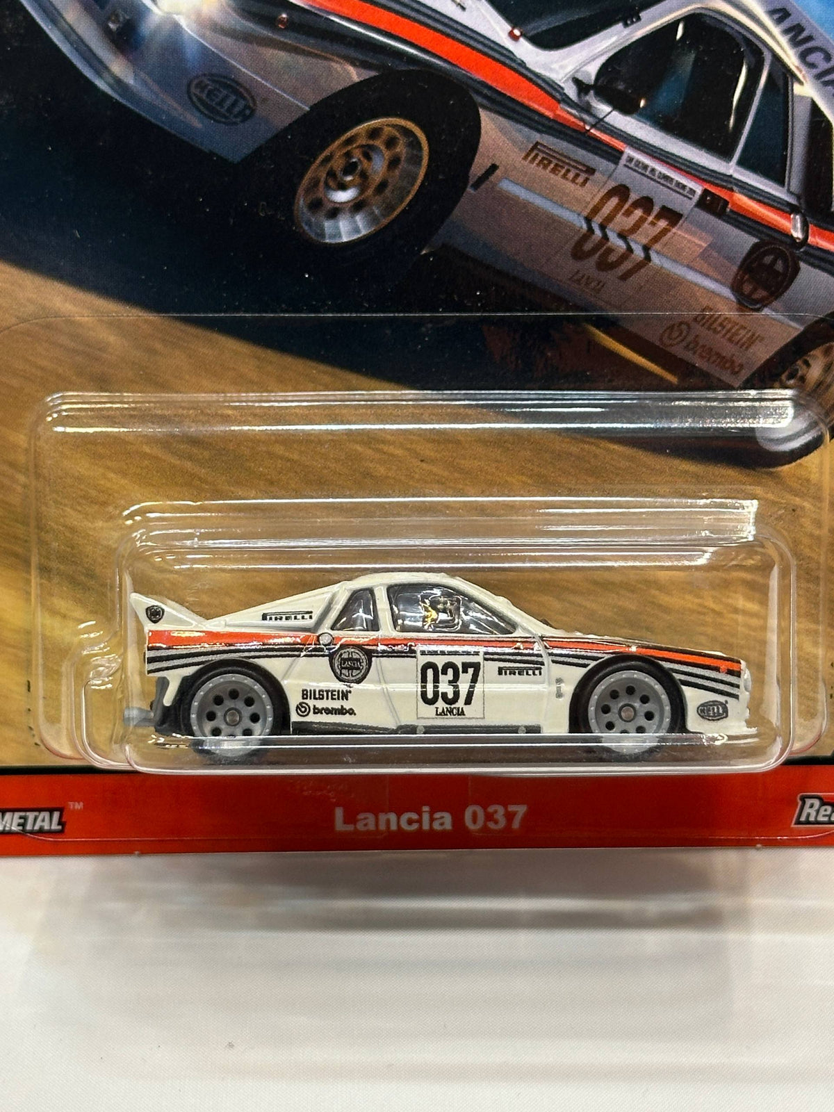 1/64 Diecast HotWheels Lancia 037