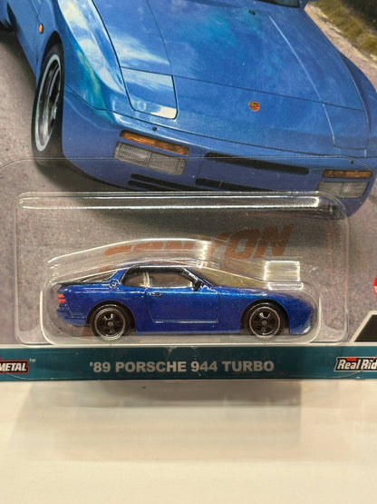 1/64 Diecast HotWheels Porsche 944 Turbo