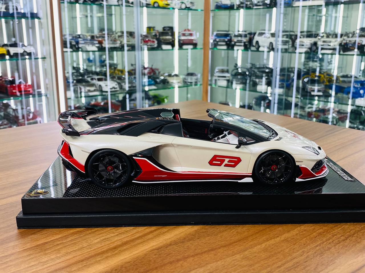 1/18 Resin - MR Collection Lamborghini Aventador Roadster SVJ #63 , 01/01 Limited Edition