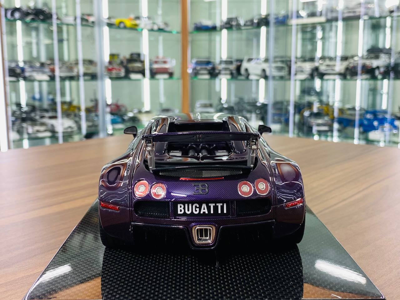 1/18 Resin H&H Bugatti Veyron 16.4 Grand Sport Vitesse