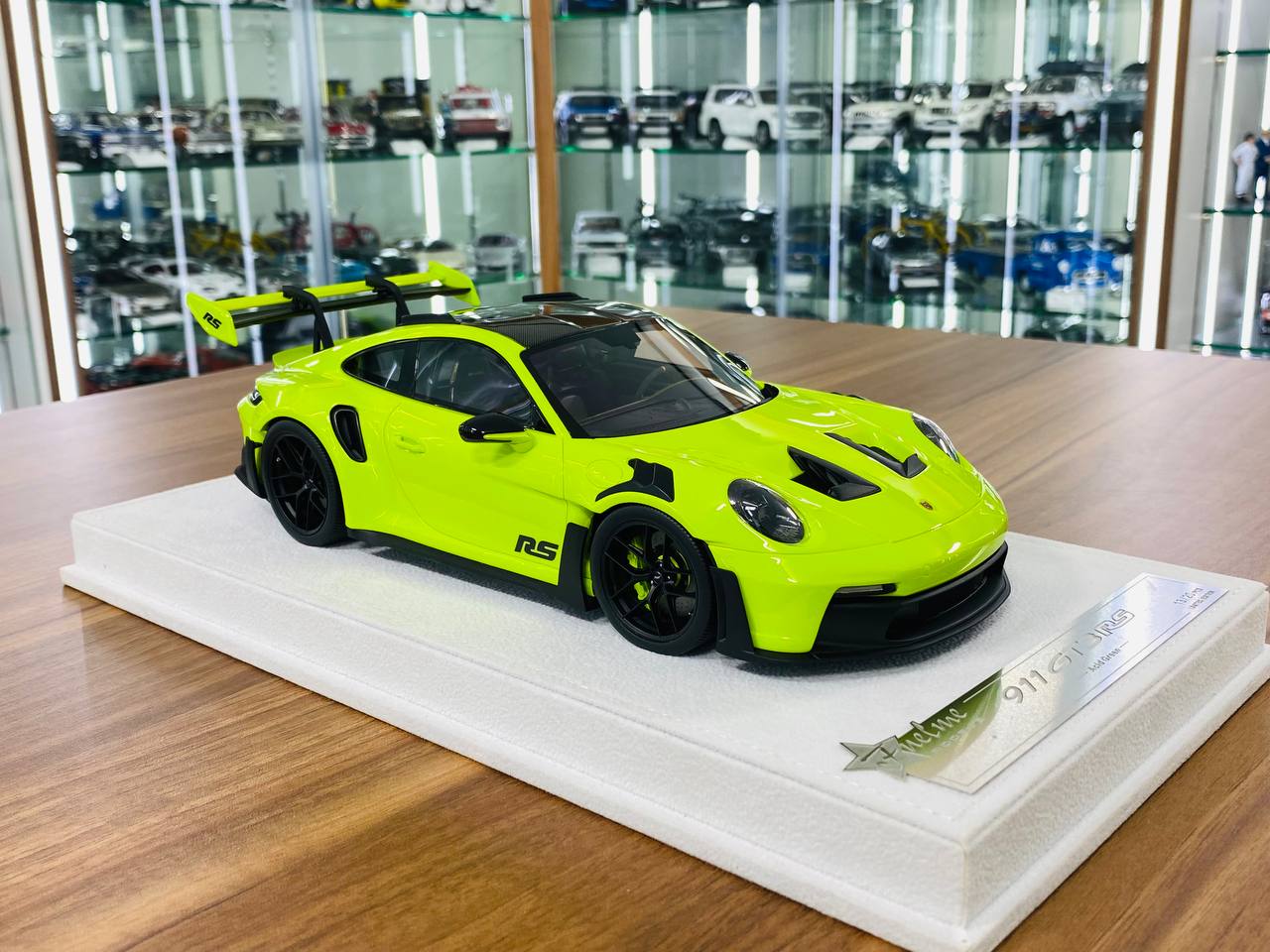 1/18 Resin Model - FuelMe Models Porsche 911 GT3 RS in Acid Green, Limited to 20 Pcs