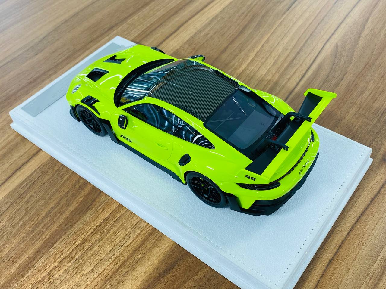 1/18 Resin Model - FuelMe Models Porsche 911 GT3 RS in Acid Green, Limited to 20 Pcs