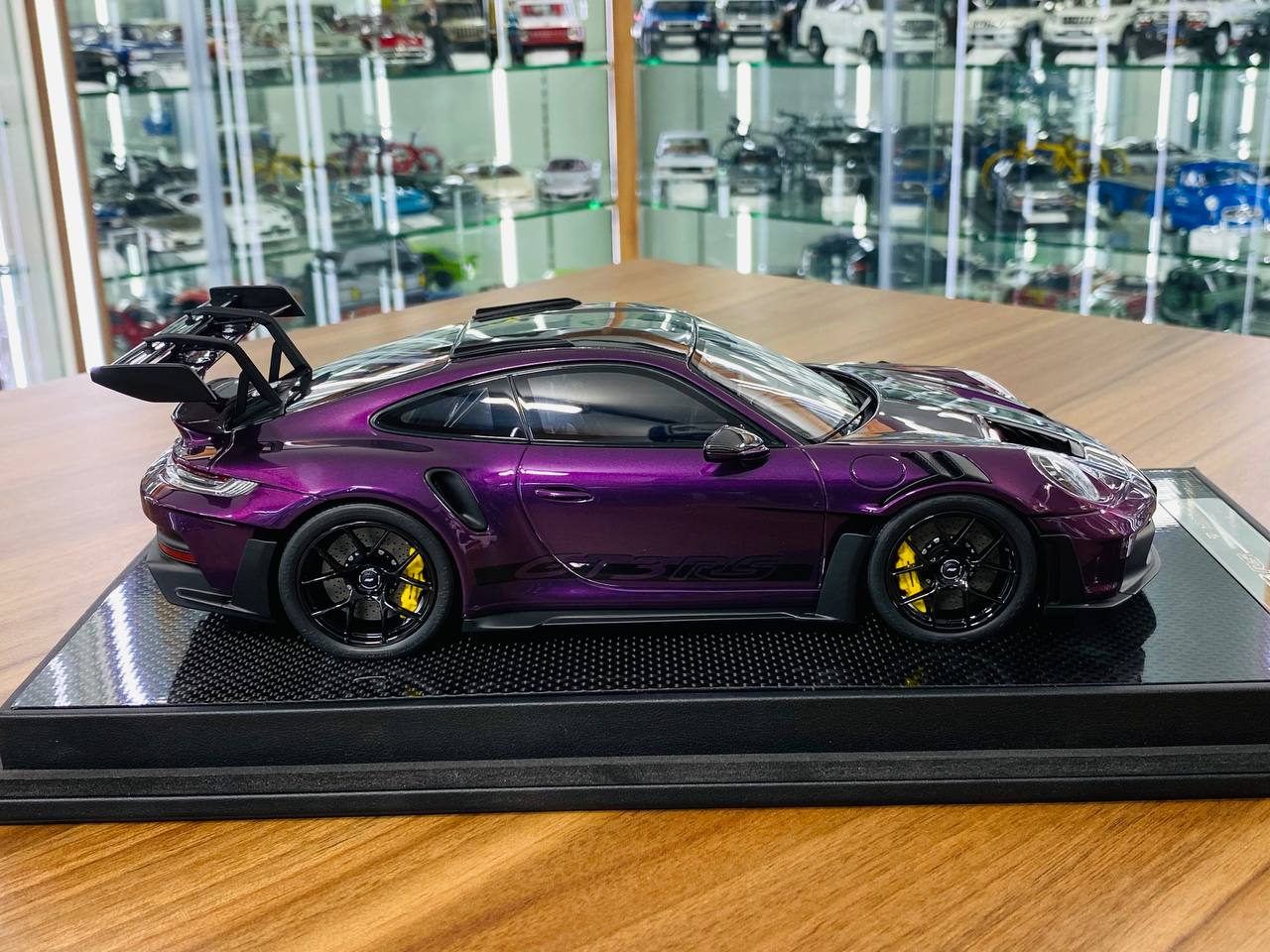 1/18 Resin - Timothy & Pierre Porsche 911 GT3 RS Weissach Package in Midnight Purple, Limited to 29 Pcs