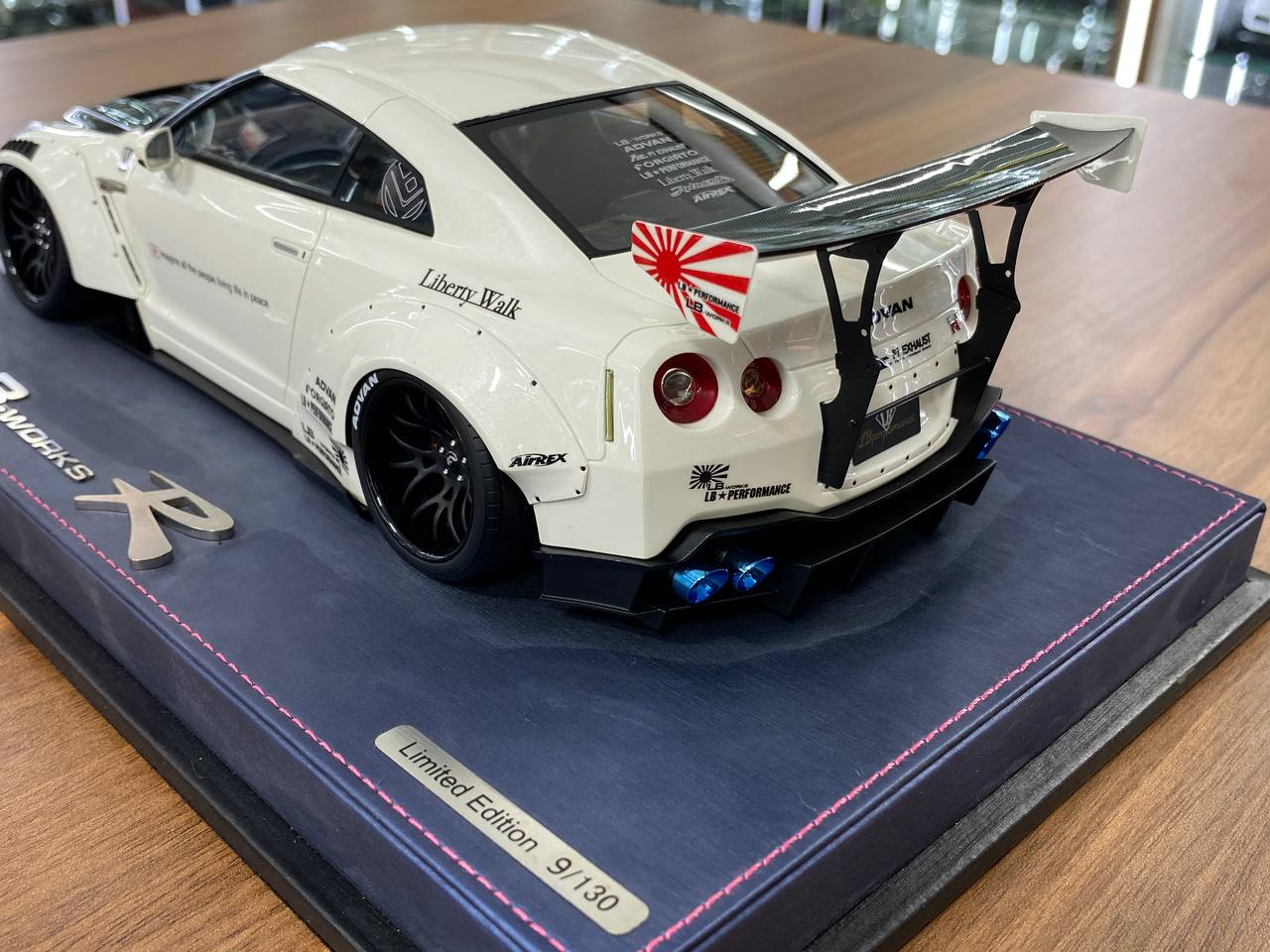 1/18 Resin Nissan GT-R R35 Type. 2 LB★Works – Make Up Pearl White Limited Edition 130 pcs