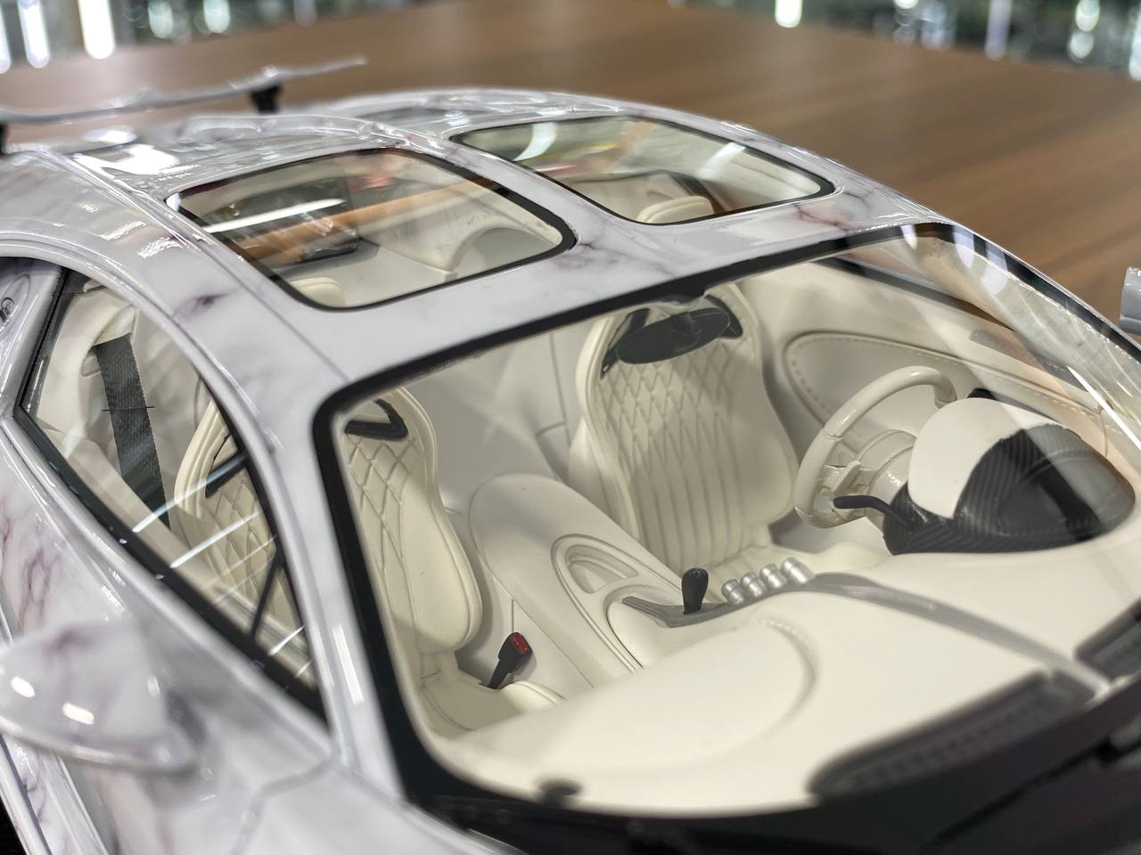 1/18 Resin Bugatti Chiron Super Sport – HH Models White Griotte ( Limited 30)