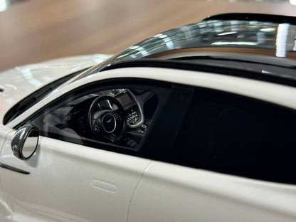 1/18 Resin Model IVY Model Aston Martin DBX707 in White