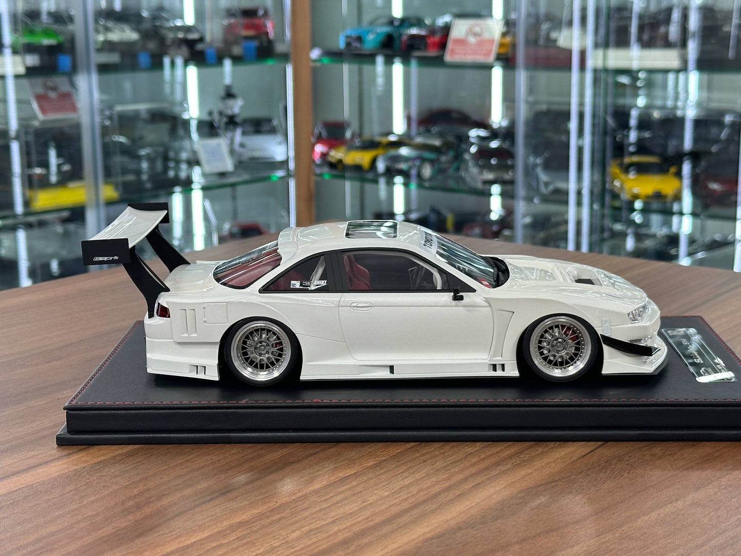 YM Model Nissan Silvia S14 (SEUIOOKAWARA) – White – 1:18 Resin Model - Limited 99 pcs