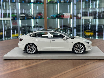 Tesla Model 3 | 1/18 LS Collectibles Resin Model UAE