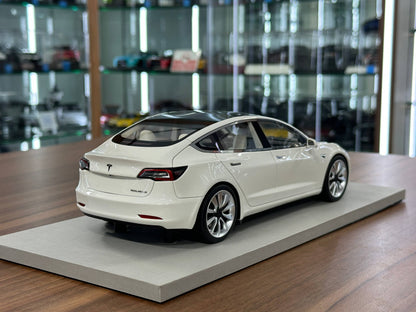 Tesla Model 3 | 1/18 LS Collectibles Resin Model UAE