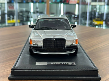 Mercedes-Benz 450 SEL 6.9 AMG | 1:18 IVY Resin Model Silver UAE