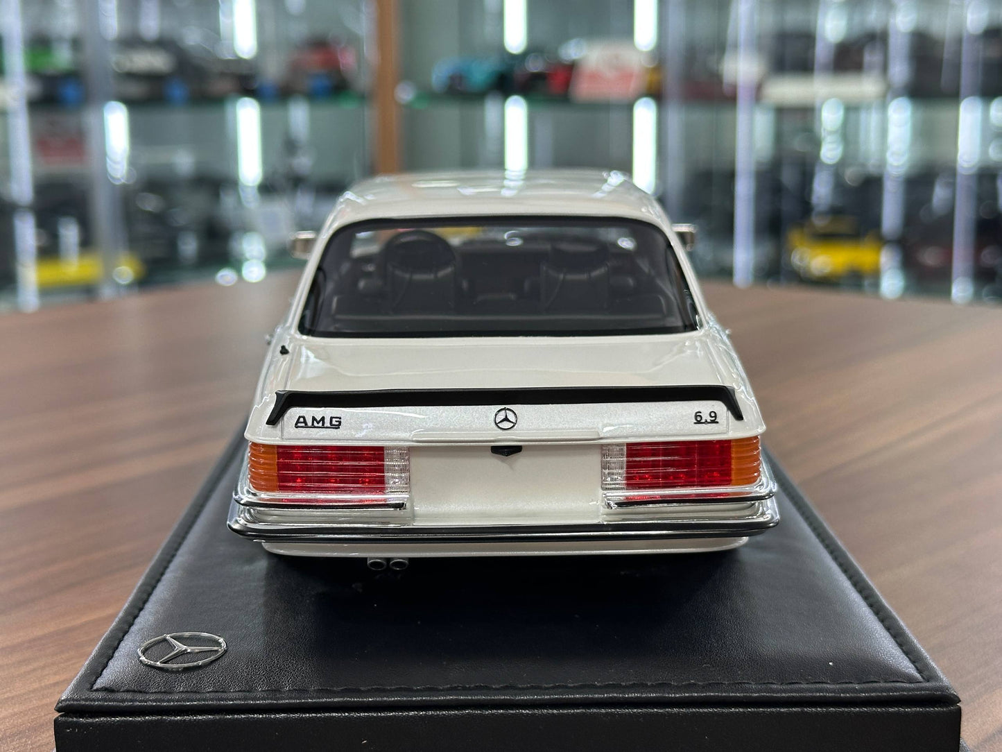 Mercedes-Benz 450 SEL 6.9 AMG | 1:18 IVY Resin Model White UAE