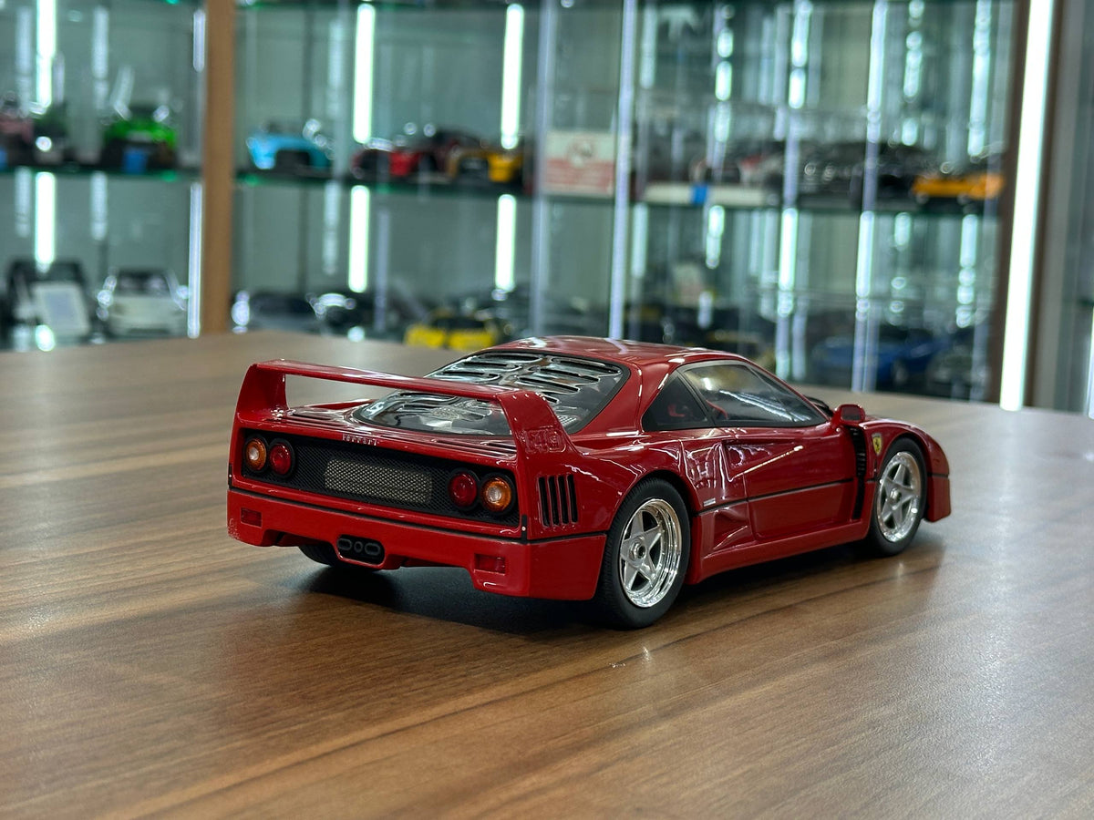 Ferrari F40 – Red – 1/18 Resin Model – GT Spirit – Non‑Opening – Limited 2100 pcs