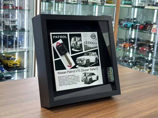 Car Key Frame Premium – Nissan Patrol VTC Super Safari (27×27 cm, Key Frame)