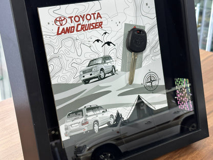 Car Key Frame Premium – Toyota Land Cruiser LC100 (27×27 cm, Key Frame)
