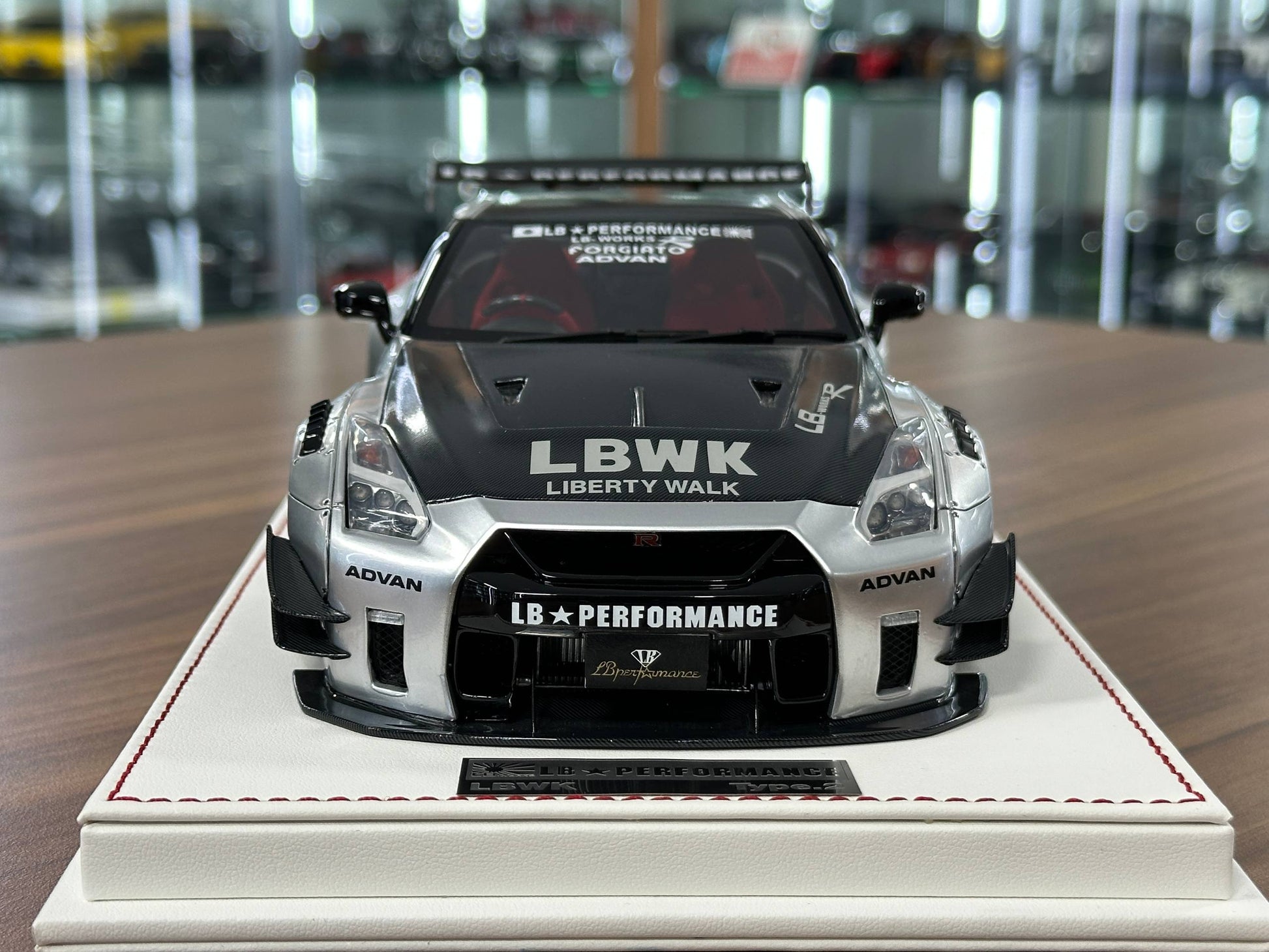 Nissan GT-R R35 LB Performance 2017 GT Wing J20 Type 2 1:18 Resin Model – Silver/Carbon – Onemodel
