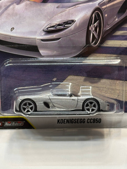 1/64 HotWheels Koenigsegg CC850