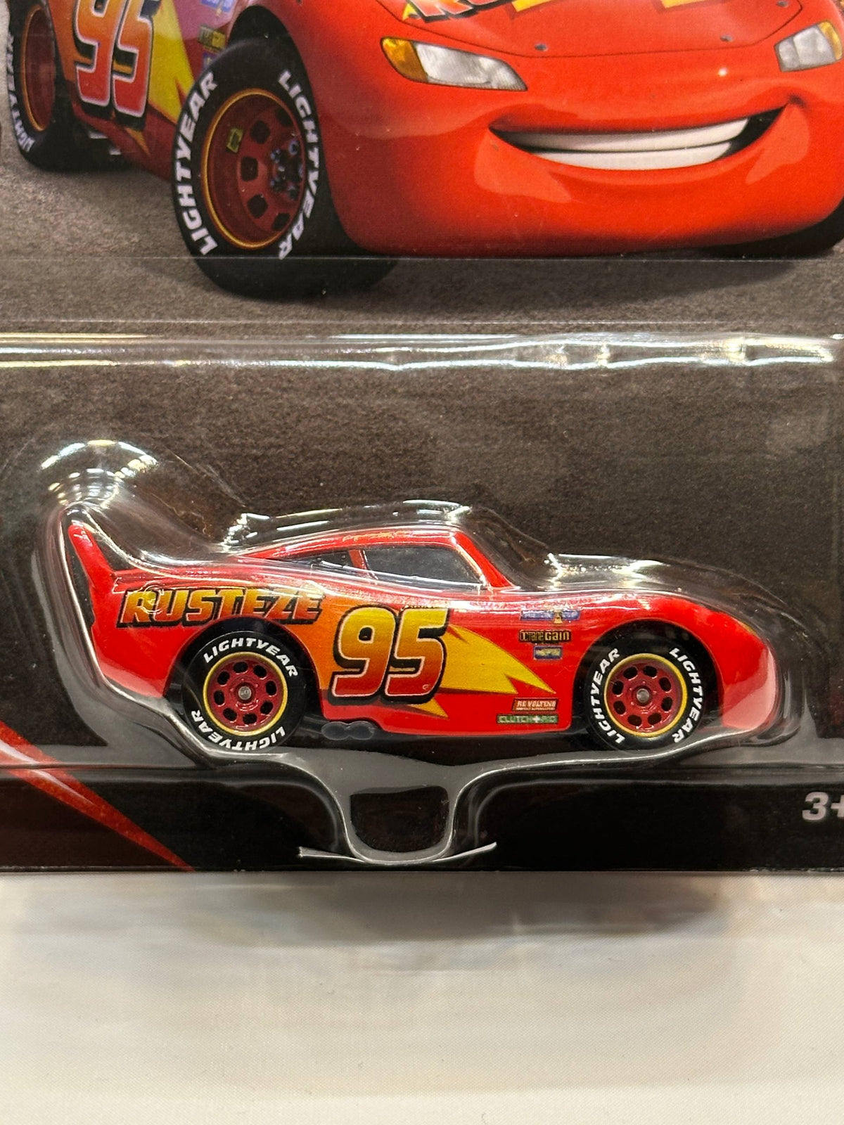 1/64 HotWheels Disney Pixar Red Car