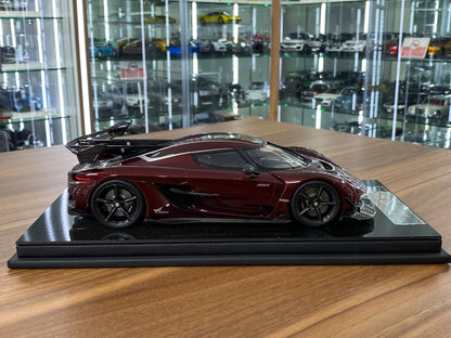 1/18 Resin Koenigsegg Jesko – FrontiArt Red Tinted Carbon = Limited 199 pcs