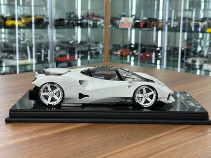 Fronti Art Nilu 27 – White (1:18 Resin, Limited to 500 pcs)