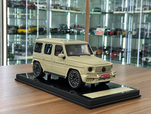 SE Models Mercedes-Benz AMG G63 2025 – Military Sand Beige (1:18 Resin, Limited to 63 pcs)