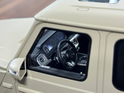SE Models Mercedes-Benz AMG G63 2025 – Military Sand Beige (1:18 Resin, Limited to 63 pcs)