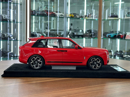 1/18 Resin Rolls-Royce Cullinan Series II Black Badge – H&H (Phoenix Red, Limited 30 pcs)