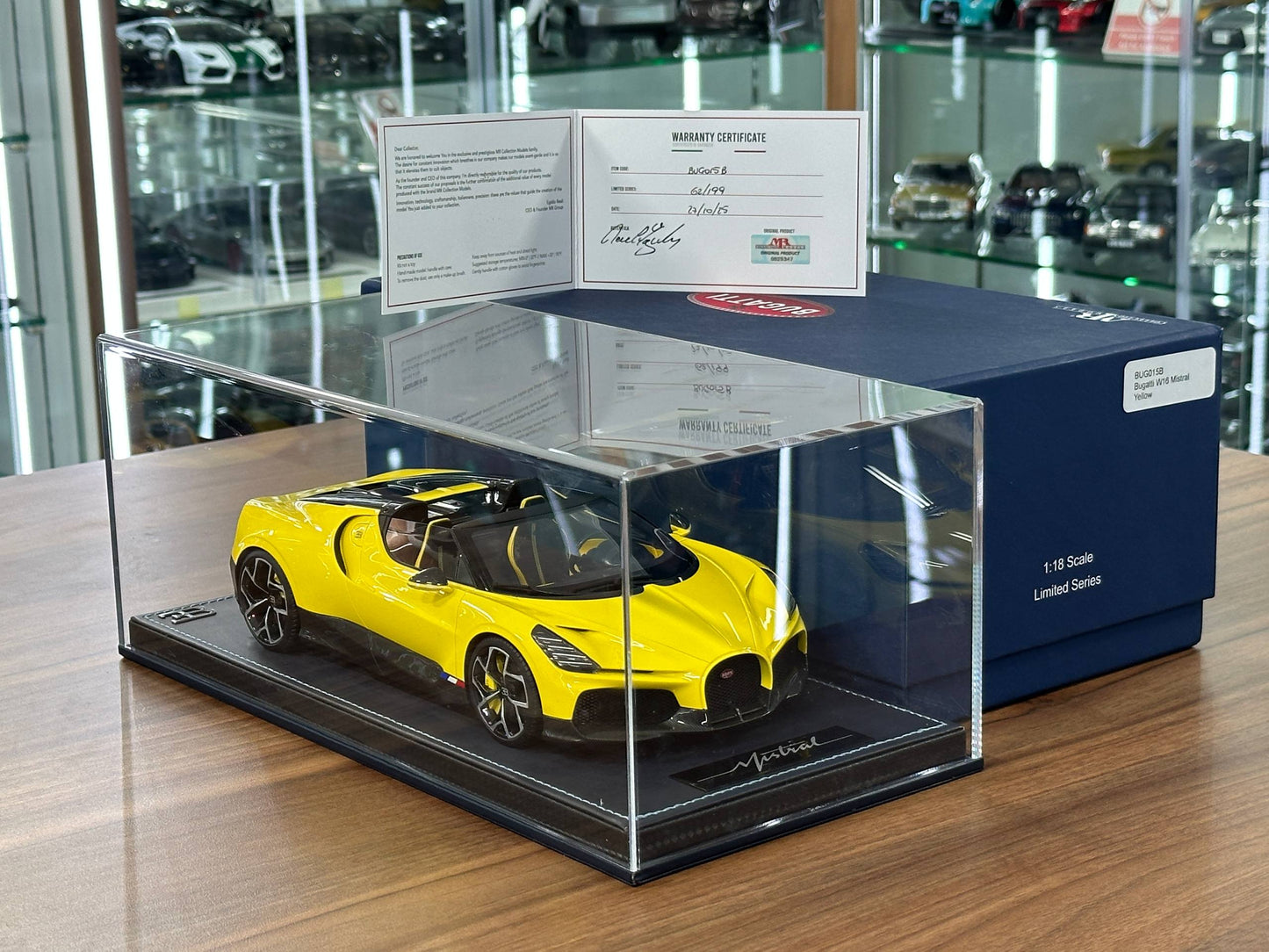 Bugatti W16 Mistral – MR Collection (Yellow, 1/18 Resin, Limited 249 pcs)