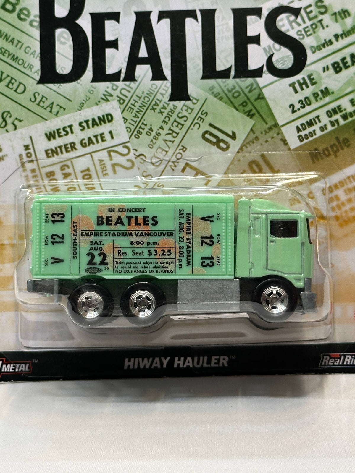 1/64 HotWheels Hiway Hauler
