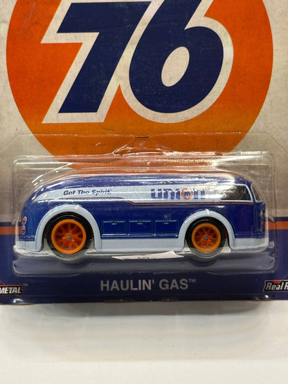 1/64 HotWheels Haulin Gas